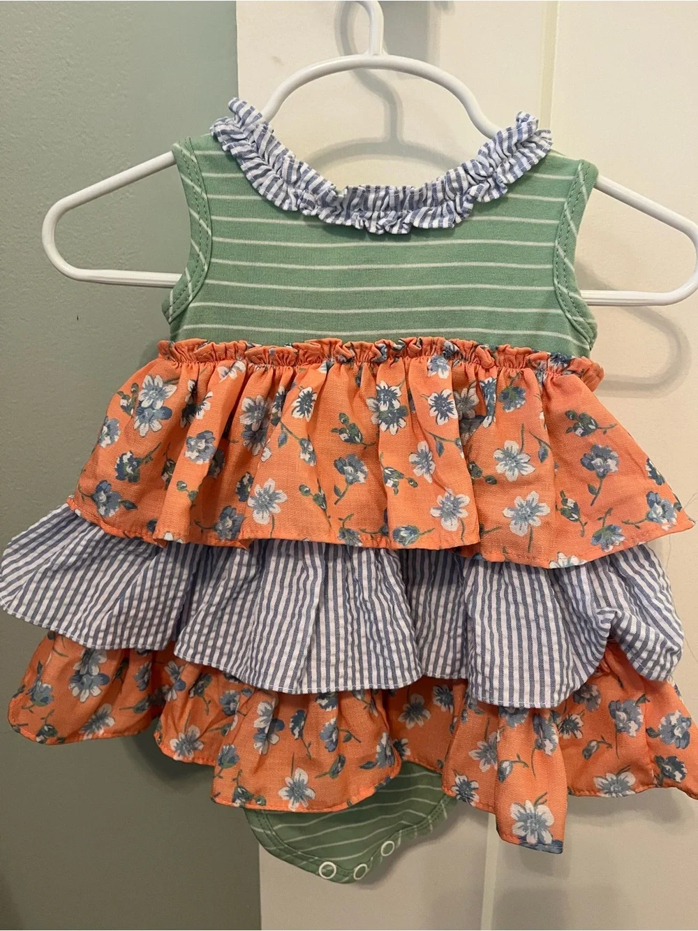 Baby girl bubble with ruffles